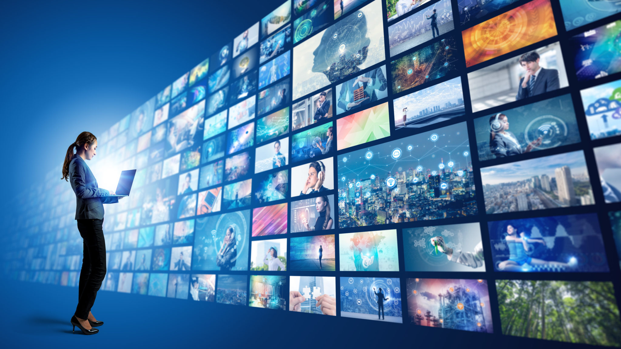 TELEVISION DELIVERED MORE ADVERTISING GRPS IN 2021 ScreenVoice.cz